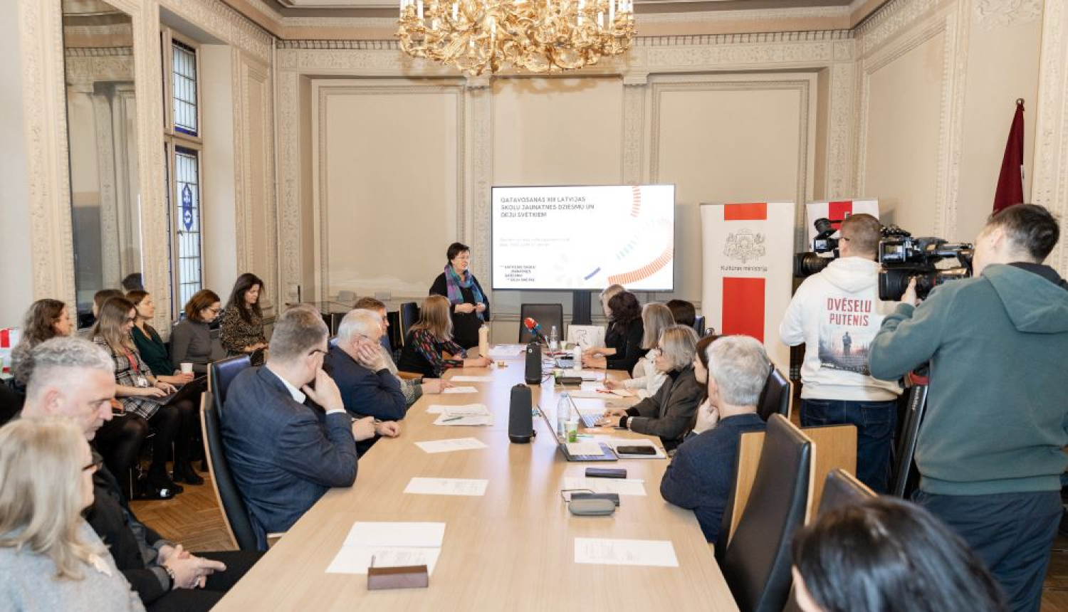 Dziesmu un deju svētku padome