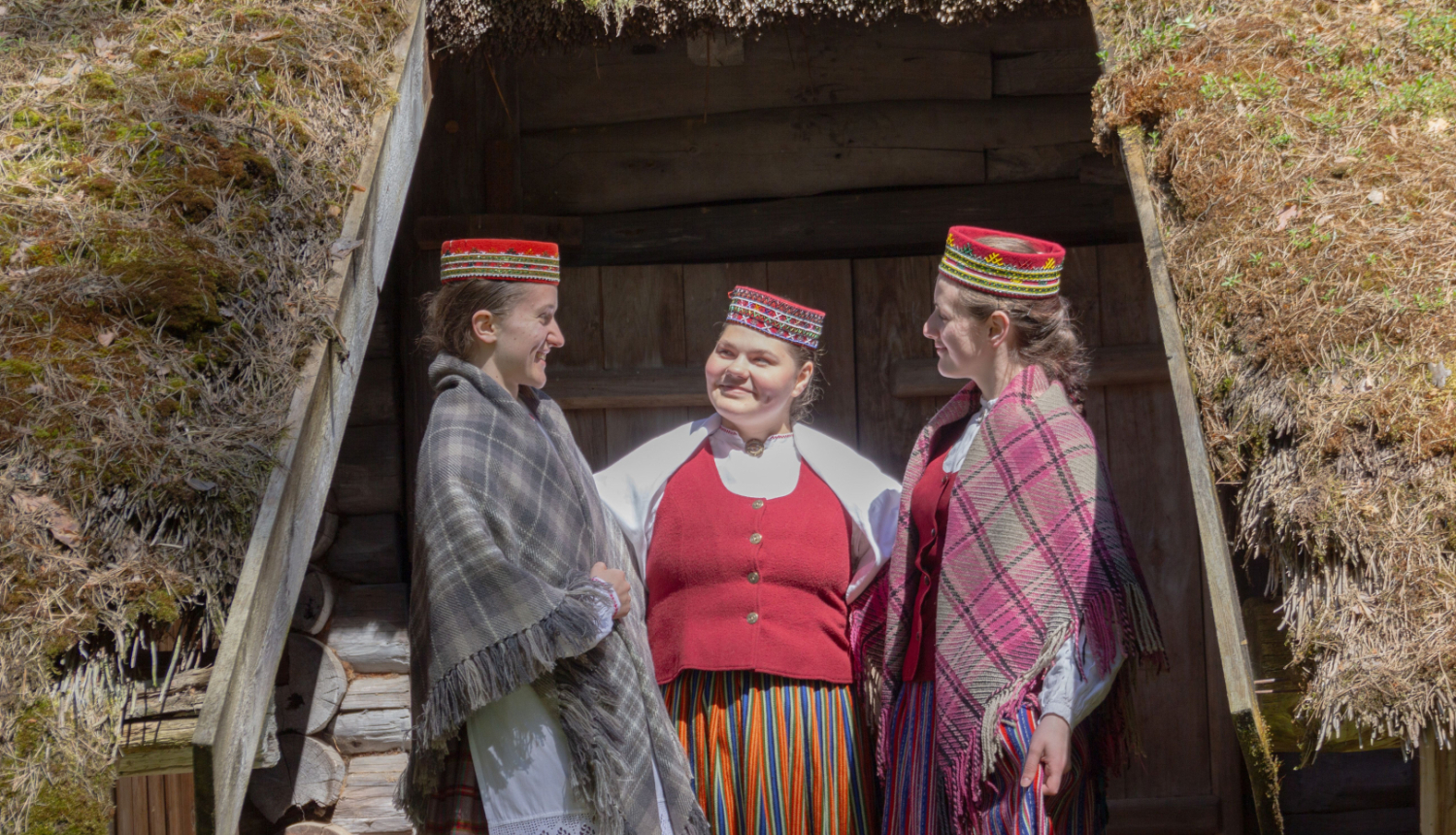 Folkloras kopas "Svātra" dalībnieces