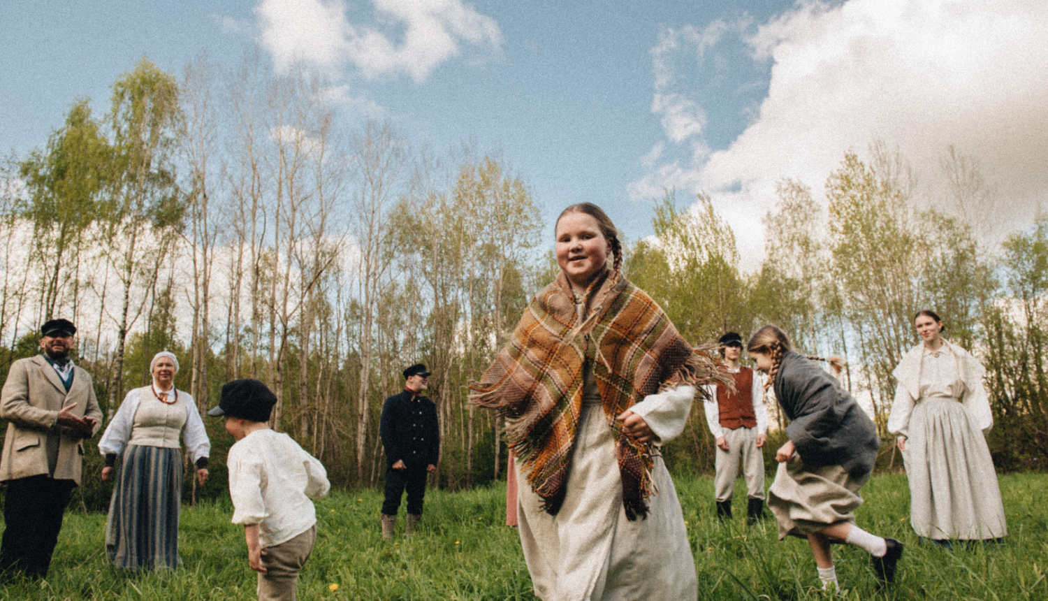 Baltica festivāla gaidās folkloras dalībnieku foto